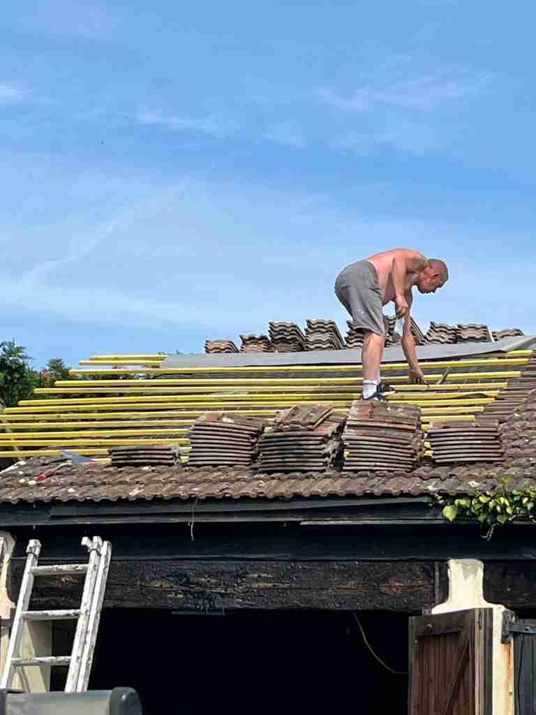 Emergency Roofer